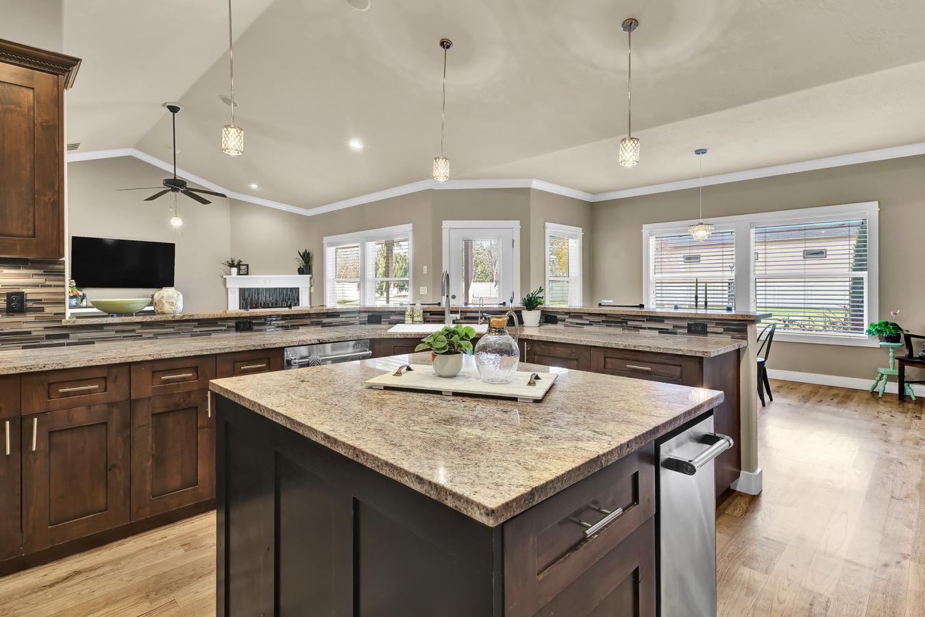 Meridian, Idaho, 83642, United States, 4 Bedrooms Bedrooms, ,3 BathroomsBathrooms,Residential,For Sale,1995190