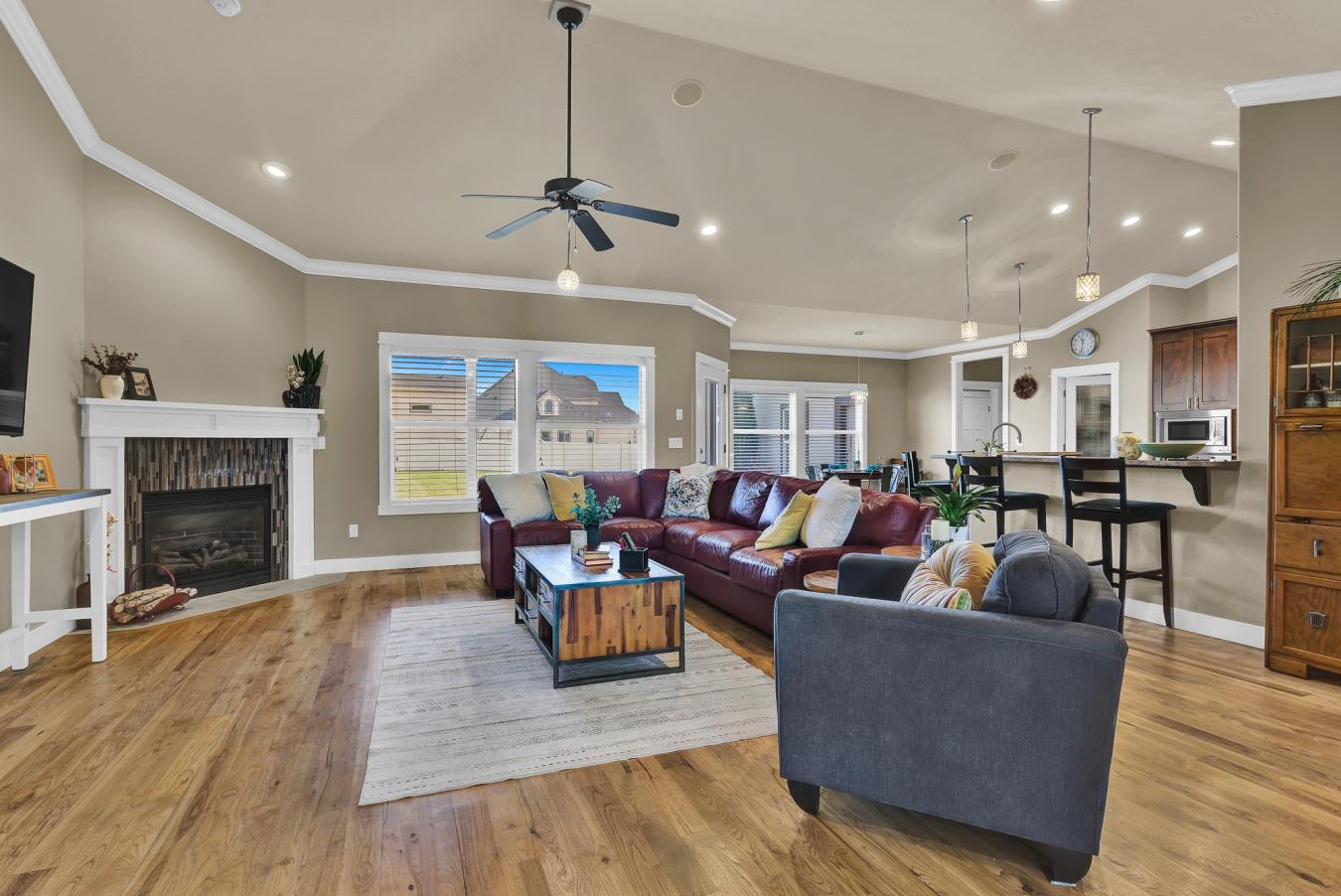 Meridian, Idaho, 83642, United States, 4 Bedrooms Bedrooms, ,3 BathroomsBathrooms,Residential,For Sale,1995190