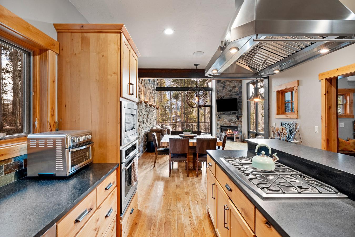 Frisco, Summit, 80443, United States, 4 Bedrooms Bedrooms, ,4 BathroomsBathrooms,Residential,For Sale,1995516