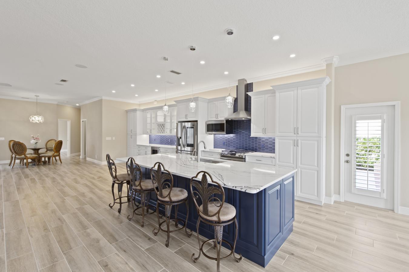 Bradenton, Manatee, 34208, United States, 3 Bedrooms Bedrooms, ,2 BathroomsBathrooms,Residential,For Sale,1995515