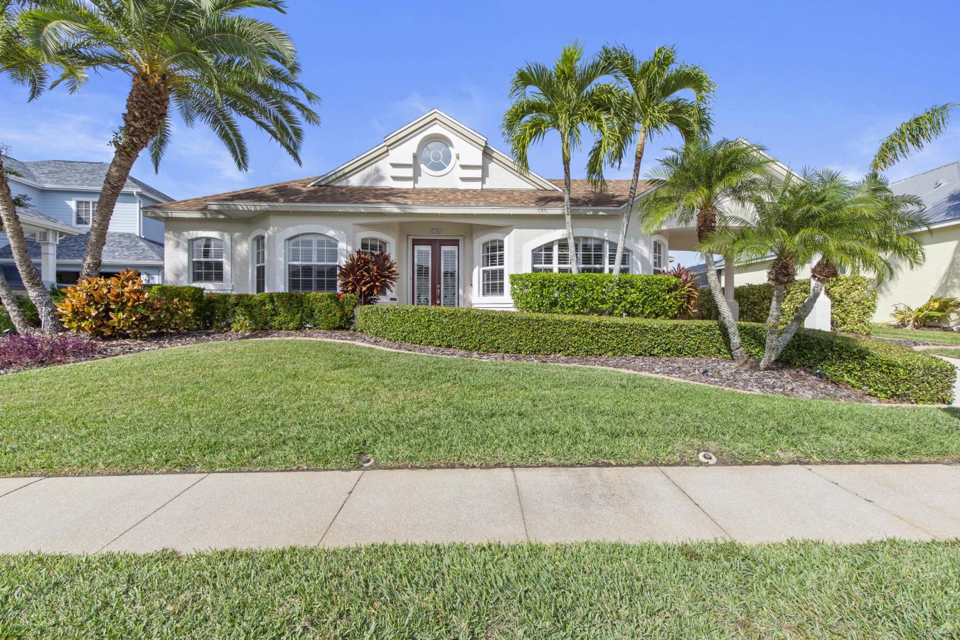 Bradenton, Manatee, 34208, United States, 3 Bedrooms Bedrooms, ,2 BathroomsBathrooms,Residential,For Sale,1995515