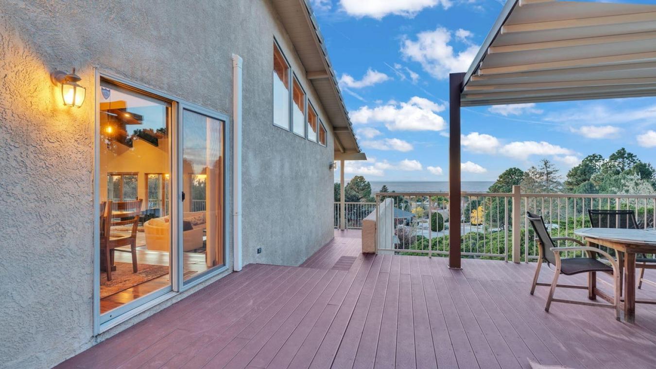 Albuquerque, Bernalillo, 87102, United States, 4 Bedrooms Bedrooms, ,3 BathroomsBathrooms,Residential,For Sale,1995513