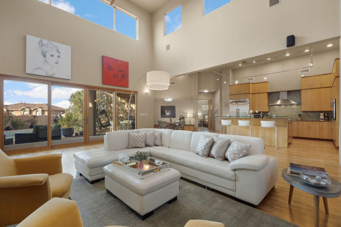 Albuquerque, Bernalillo, 87122, United States, 6 Bedrooms Bedrooms, ,4 BathroomsBathrooms,Residential,For Sale,1995514