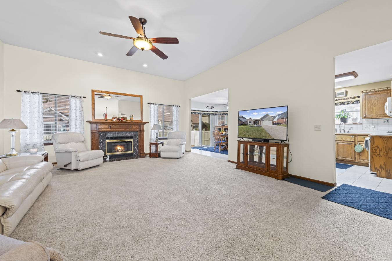 Beautiful 3-bedroom, 3.5-bath ranch in a quiet, well-kept neighborhood – image 10