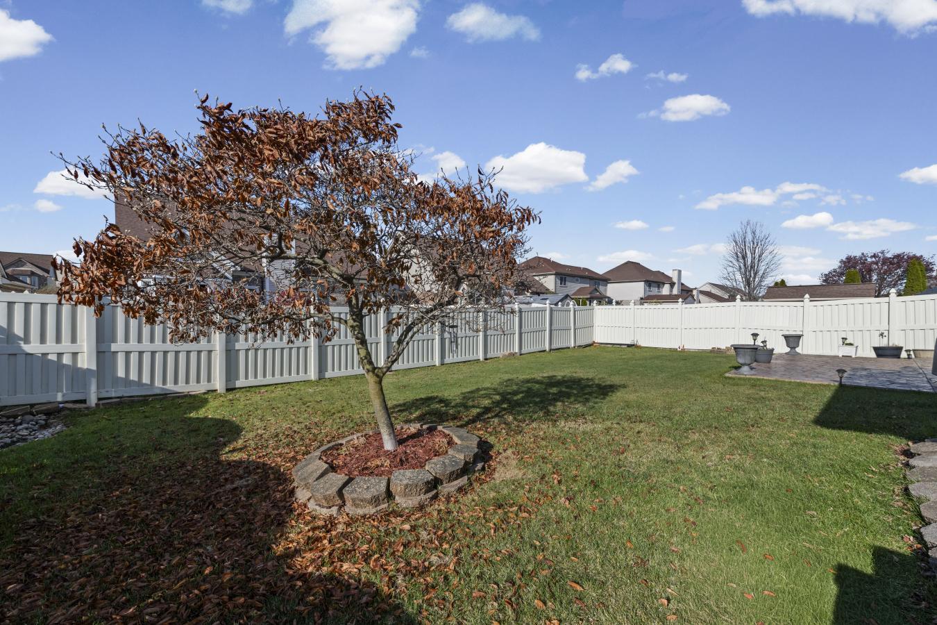 Beautiful 3-bedroom, 3.5-bath ranch in a quiet, well-kept neighborhood – image 7