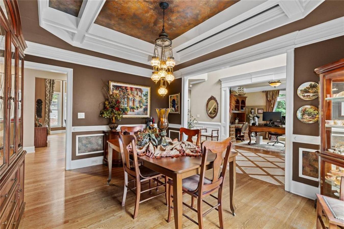 Flowery Branch, Hall - GA, 30542, United States, 5 Bedrooms Bedrooms, ,5 BathroomsBathrooms,Residential,For Sale,1995510