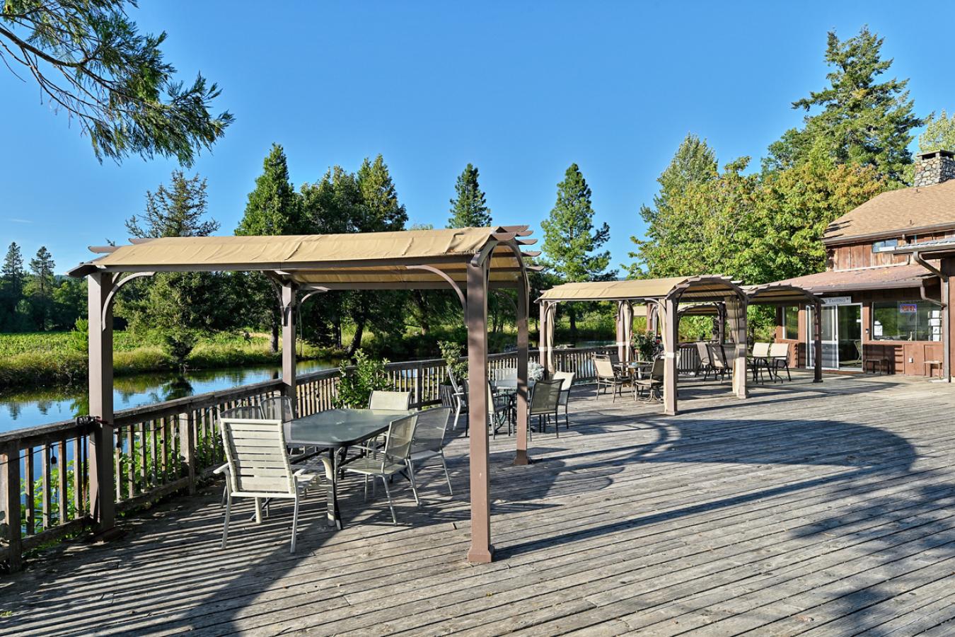 Cave Junction, Josephine, 97523, United States, 3 Bedrooms Bedrooms, ,2 BathroomsBathrooms,Residential,For Sale,1995508