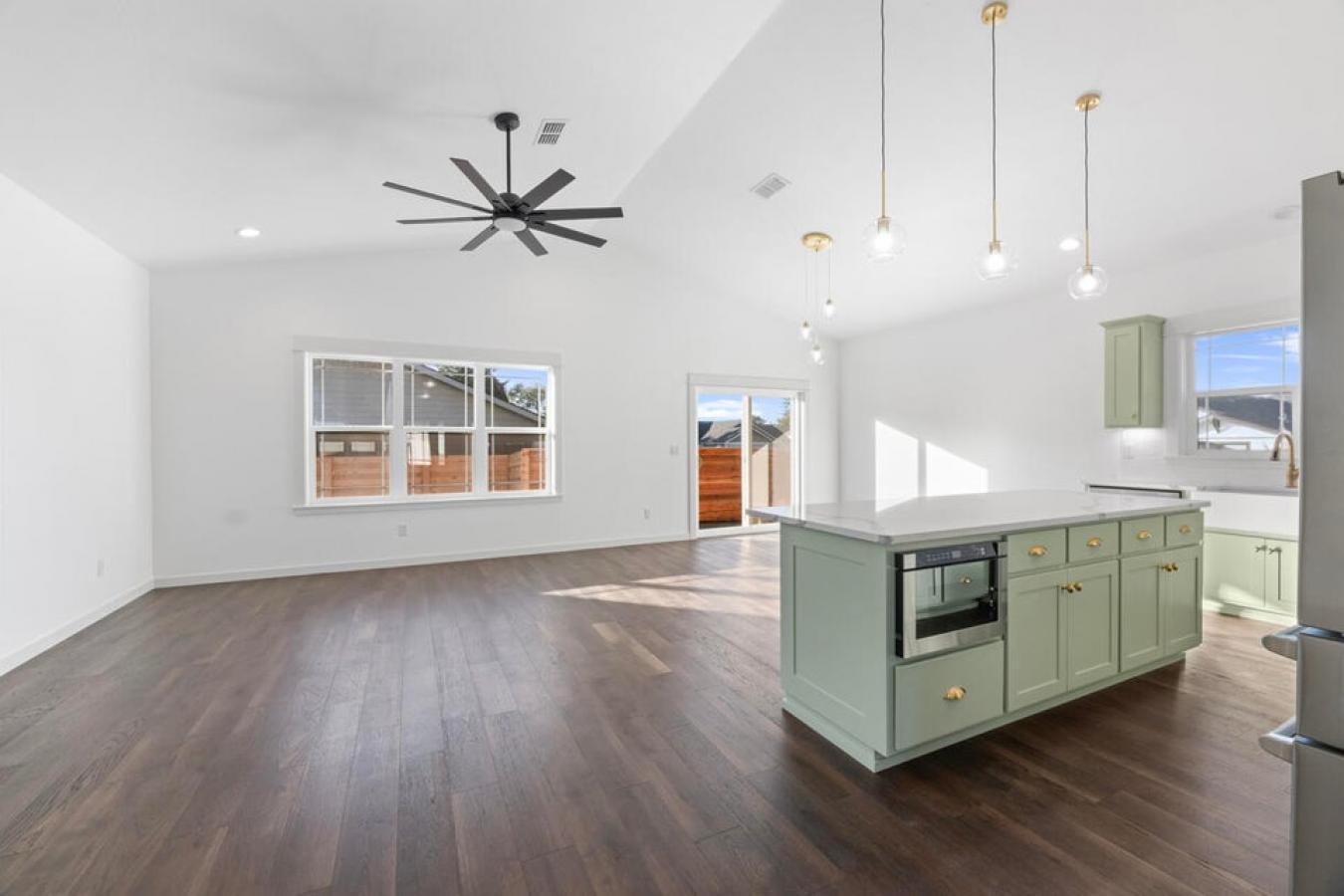 Brookings, Curry, 97415, United States, 3 Bedrooms Bedrooms, ,2 BathroomsBathrooms,Residential,For Sale,1996545