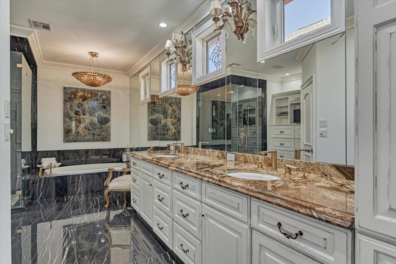 Montgomery, Montgomery County, 77356, United States, 1 Bedroom Bedrooms, ,5 BathroomsBathrooms,Residential,For Sale,1995504