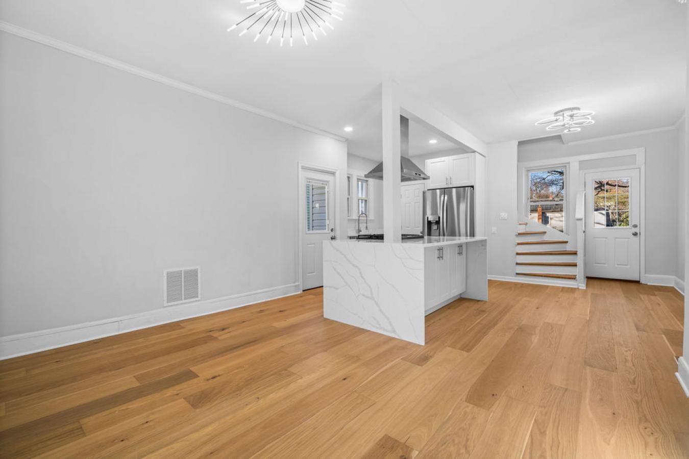 Hyattsville, Maryland, 20782, United States, 3 Bedrooms Bedrooms, ,3 BathroomsBathrooms,Residential,For Sale,1996542