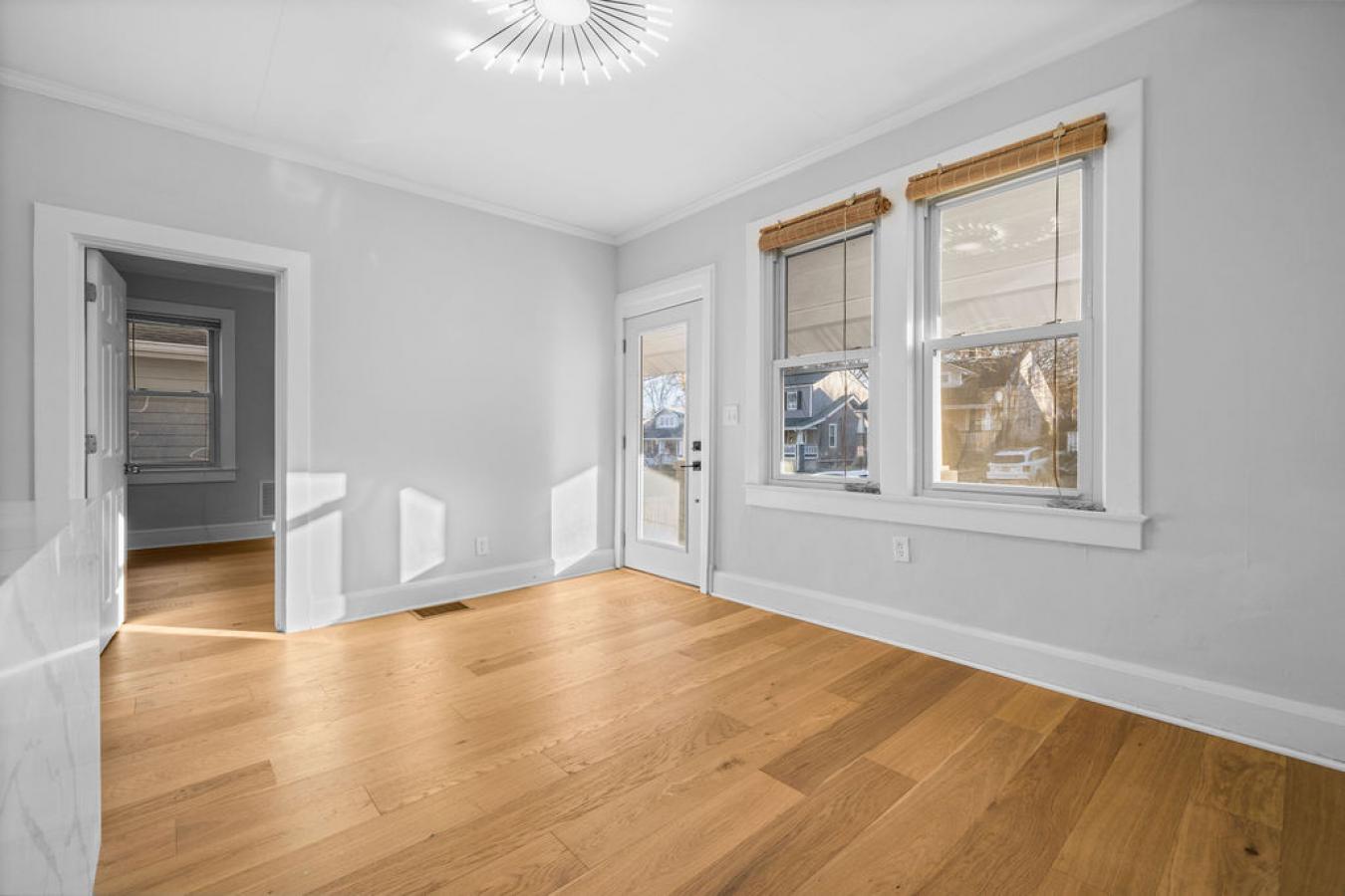 Hyattsville, Maryland, 20782, United States, 3 Bedrooms Bedrooms, ,3 BathroomsBathrooms,Residential,For Sale,1996542