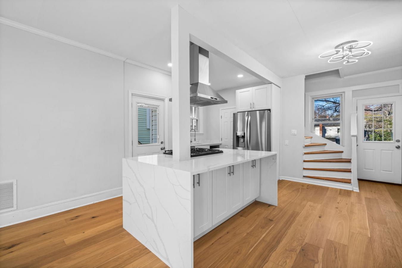 Hyattsville, Maryland, 20782, United States, 3 Bedrooms Bedrooms, ,3 BathroomsBathrooms,Residential,For Sale,1996542