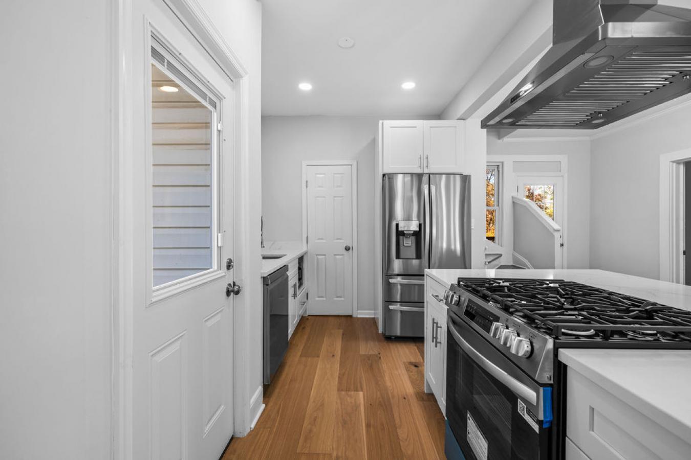 Hyattsville, Maryland, 20782, United States, 3 Bedrooms Bedrooms, ,3 BathroomsBathrooms,Residential,For Sale,1996542