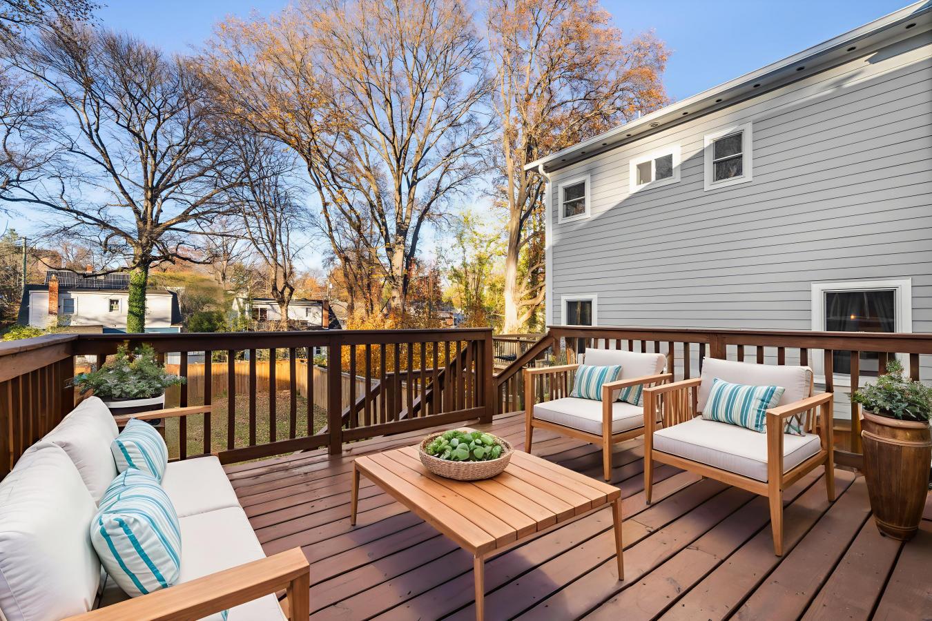 Hyattsville, Maryland, 20782, United States, 3 Bedrooms Bedrooms, ,3 BathroomsBathrooms,Residential,For Sale,1996542