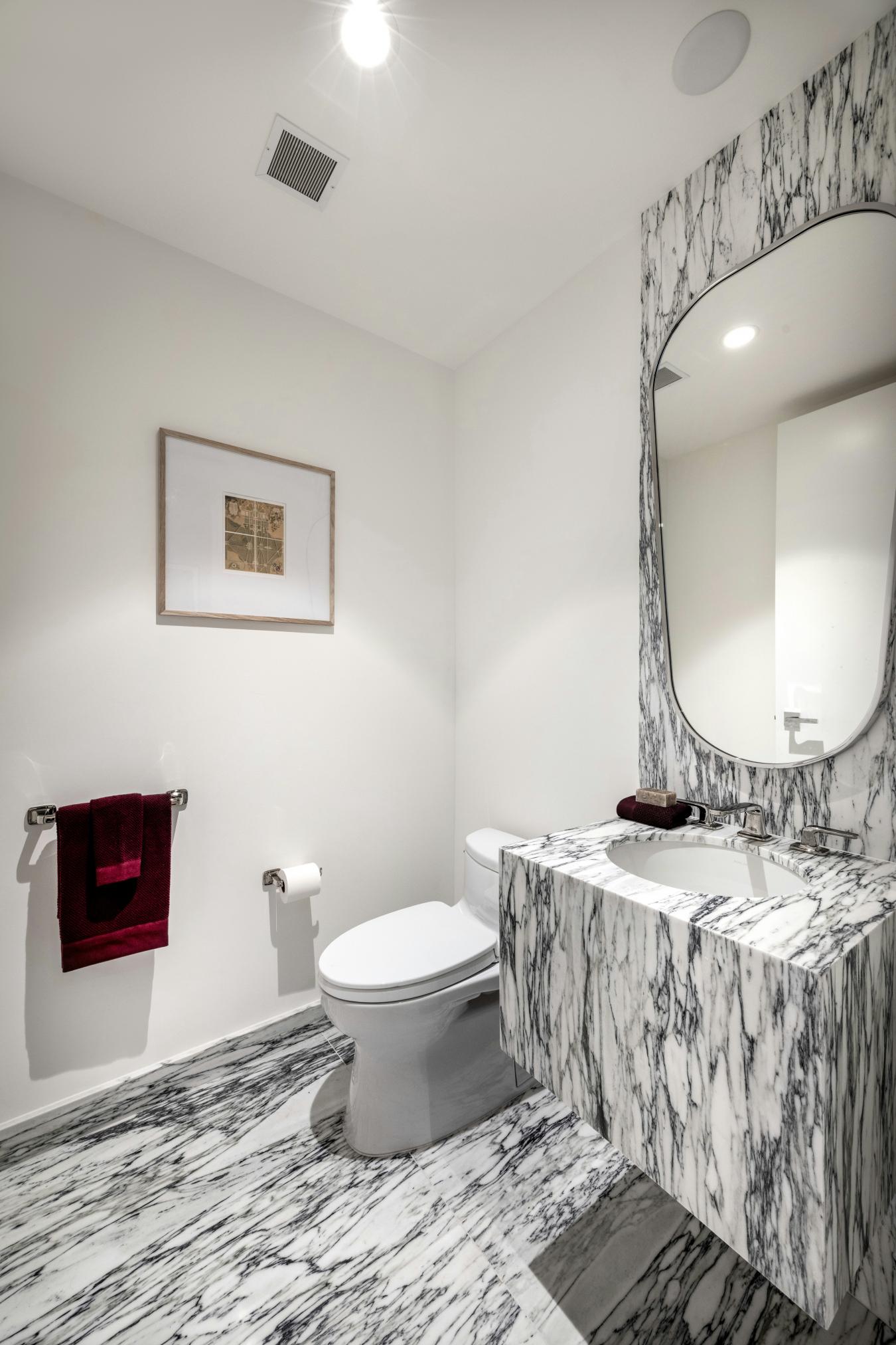 New York, New York, 10023, United States, 5 Bedrooms Bedrooms, ,5 BathroomsBathrooms,Residential,For Sale,1995505