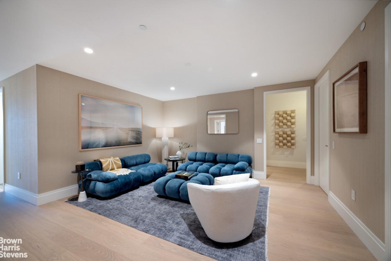 New York, New York, 10023, United States, 5 Bedrooms Bedrooms, ,5 BathroomsBathrooms,Residential,For Sale,1995505