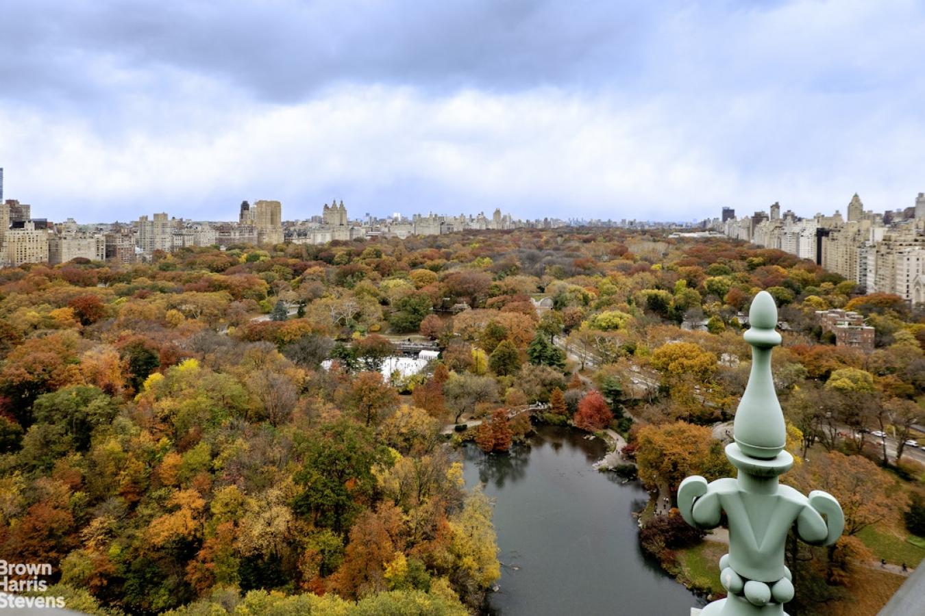 New York, New York, 10019, United States, 4 Bedrooms Bedrooms, ,4 BathroomsBathrooms,Residential,For Sale,1995502