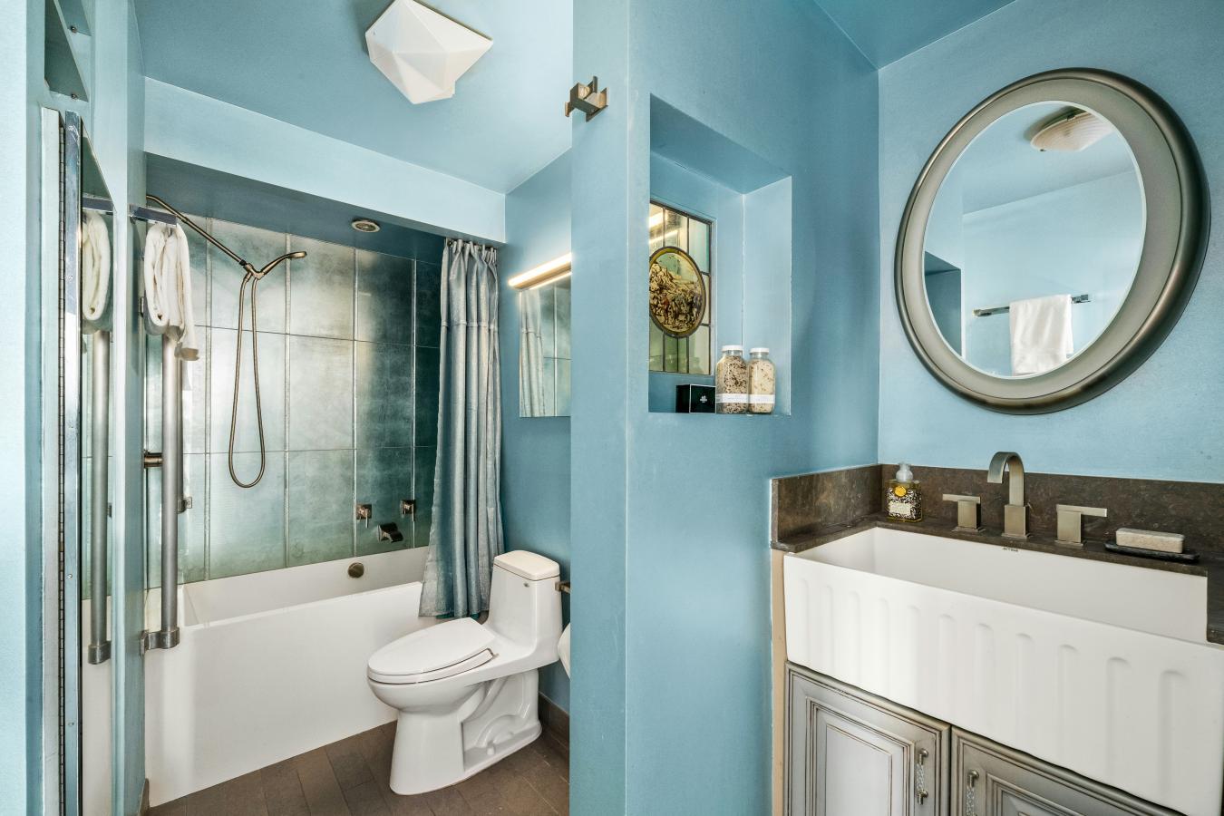 New York, New York, 10021, United States, 2 Bedrooms Bedrooms, ,2 BathroomsBathrooms,Residential,For Sale,1995498