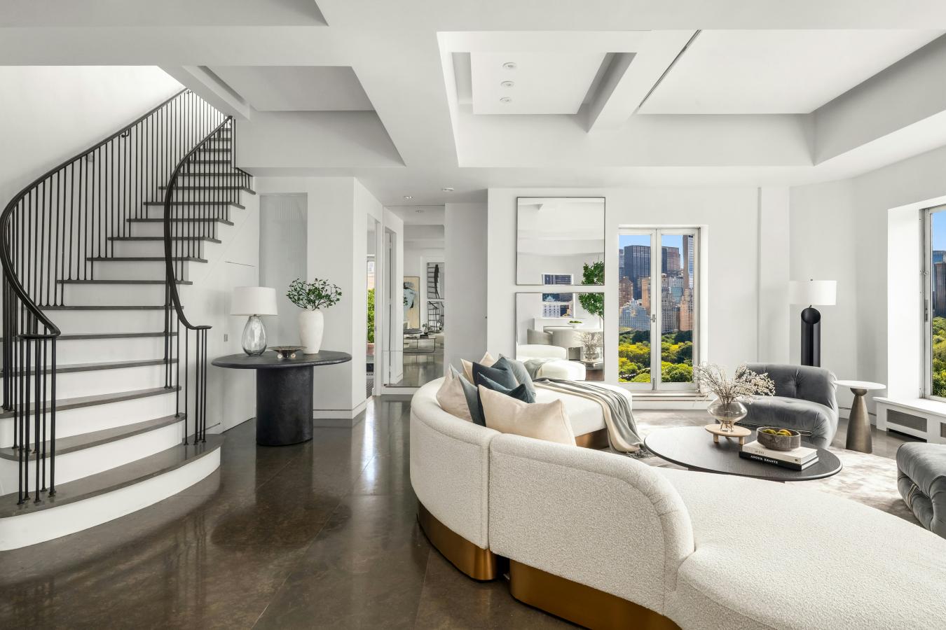 New York, New York, 10021, United States, 2 Bedrooms Bedrooms, ,2 BathroomsBathrooms,Residential,For Sale,1995498