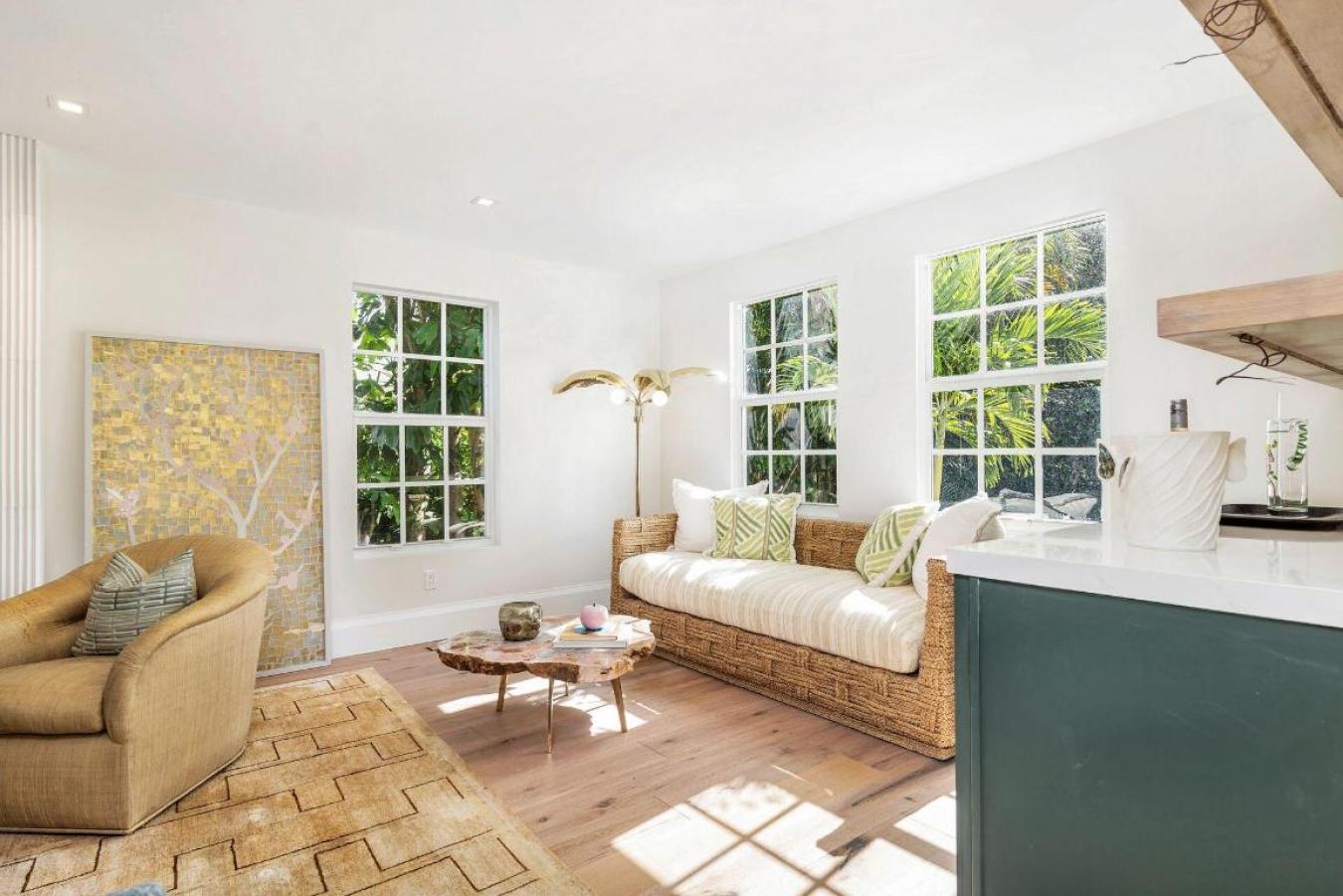 West Palm Beach, Florida, 33405, United States, 4 Bedrooms Bedrooms, ,3 BathroomsBathrooms,Residential,For Sale,1995497