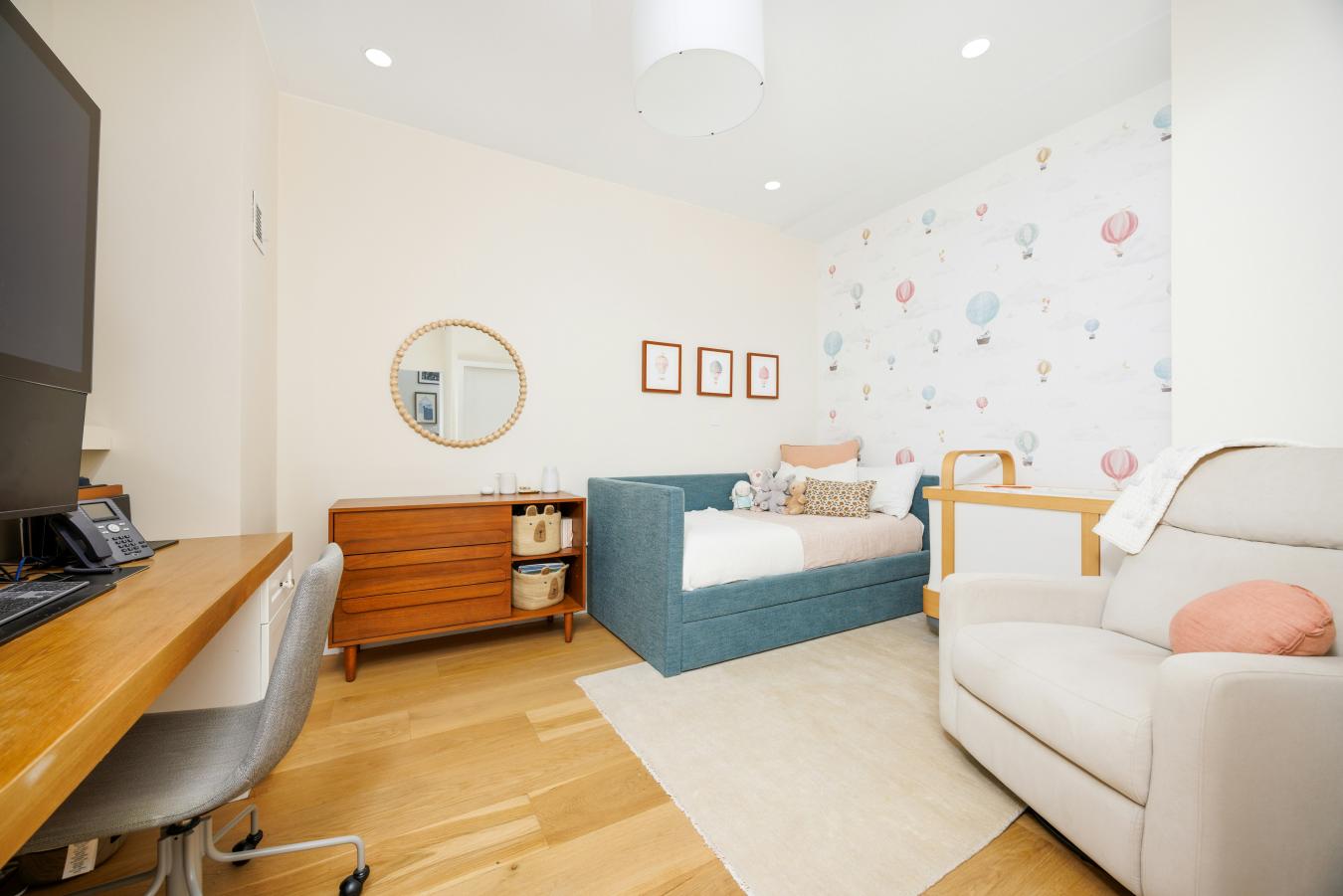 Downtown Brooklyn, New York, 11201, United States, 2 Bedrooms Bedrooms, ,2 BathroomsBathrooms,Residential,For Sale,1995492