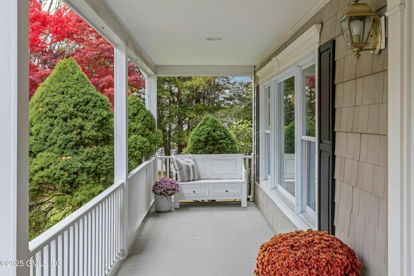 Greenwich, Connecticut, 06831, United States, 3 Bedrooms Bedrooms, ,2 BathroomsBathrooms,Residential,For Sale,2012433