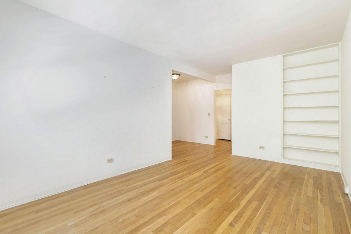 Palm Beach, Florida, 33480, United States, 2 Bedrooms Bedrooms, ,1 BathroomBathrooms,Residential,For Sale,1995489