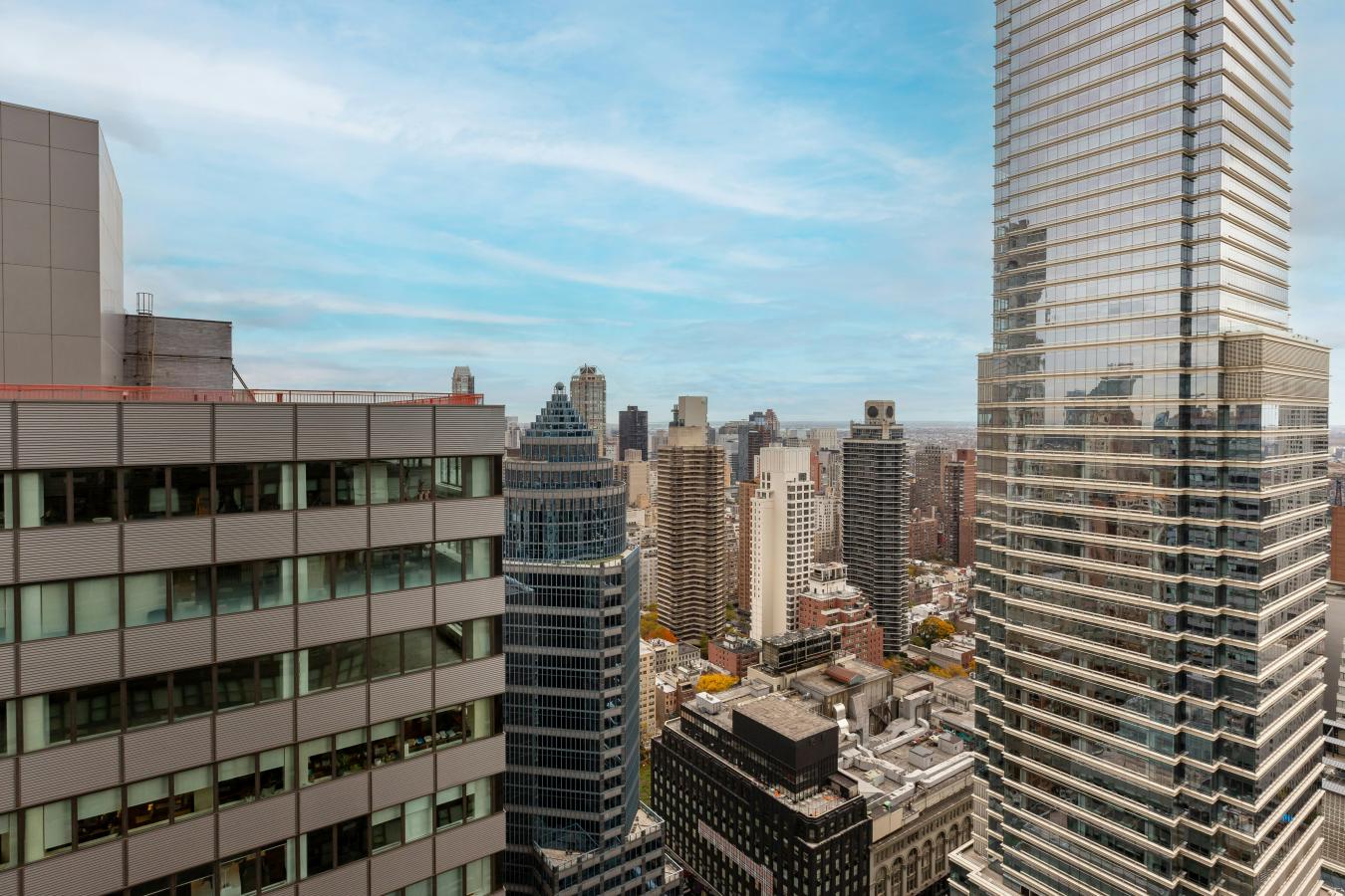 New York, New York, 10022, United States, 1 Bedroom Bedrooms, ,1 BathroomBathrooms,Residential,For Sale,1995486