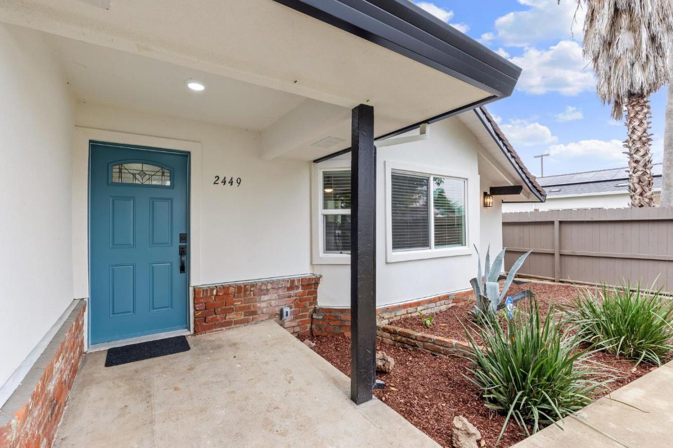 Sacramento, Sacramento, 95815, United States, 4 Bedrooms Bedrooms, ,3 BathroomsBathrooms,Residential,For Sale,1996537