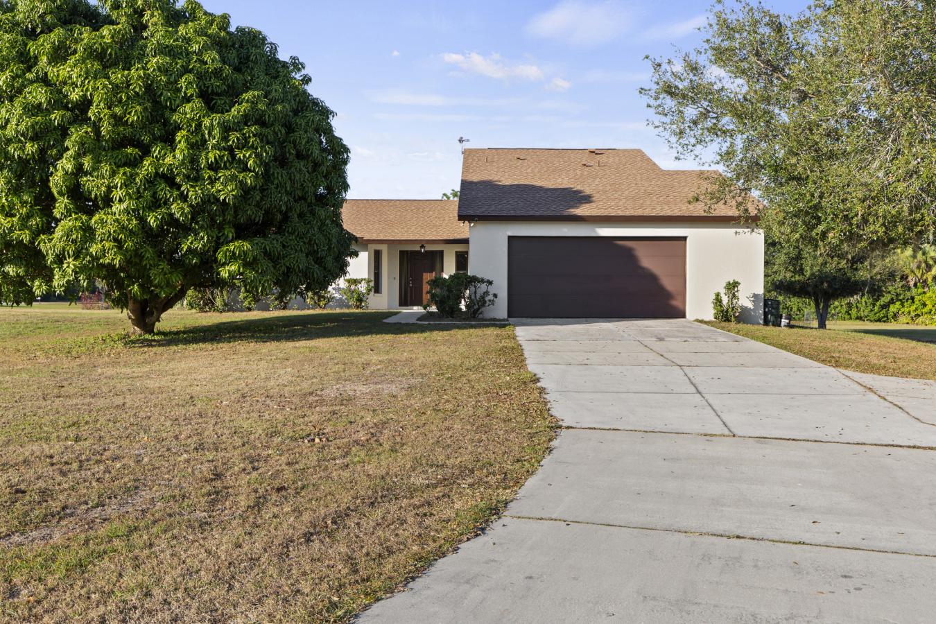 Sarasota, Sarasota, 34240, United States, 4 Bedrooms Bedrooms, ,3 BathroomsBathrooms,Residential,For Sale,1996536 Sarasota, Sarasota, 34240, United States, 4 Bedrooms Bedrooms, ,3 BathroomsBathrooms,Residential,For Sale,1996536