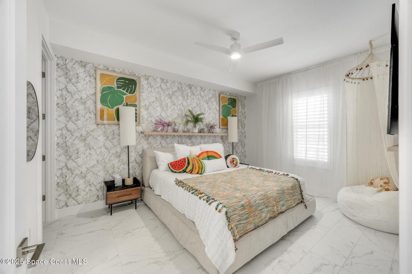 Welcome to one of Cocoa Beachs finest most recently built, State of th – image 10