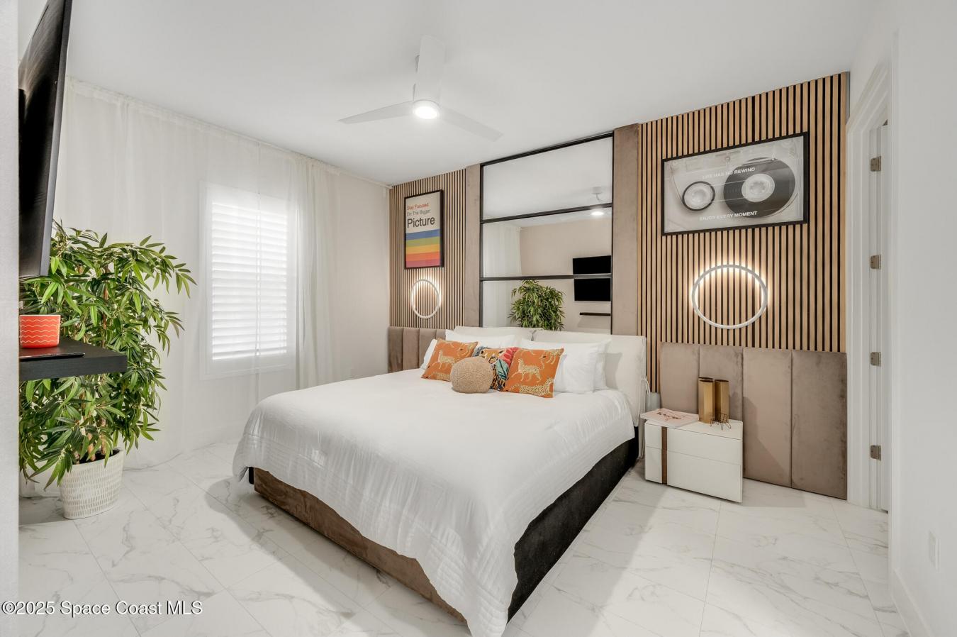 Welcome to one of Cocoa Beachs finest most recently built, State of th – image 6