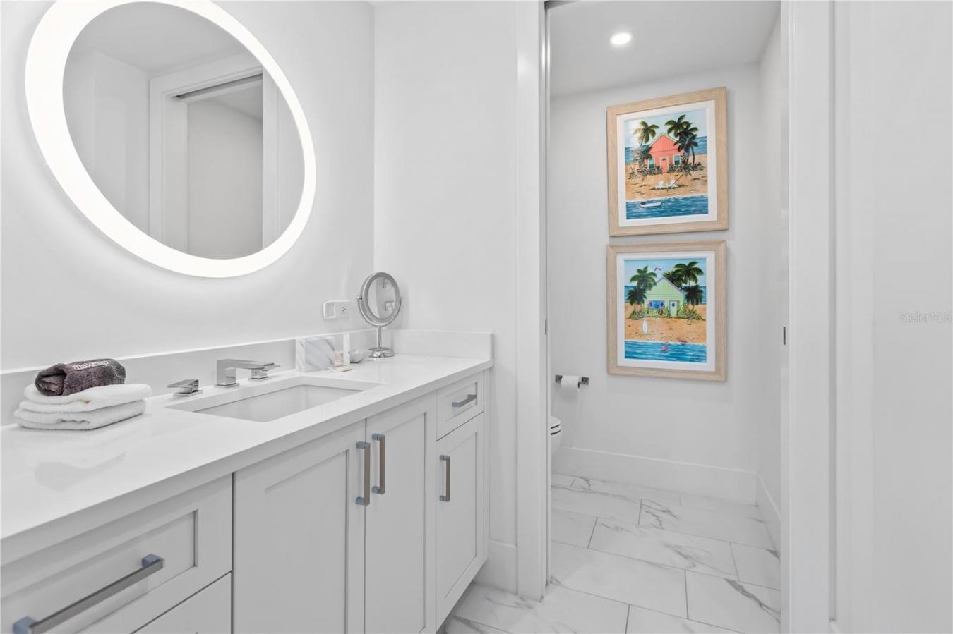 1035 SEASIDE DRIVE #404, SARASOTA, Sarasota, 34242, United States, 2 Bedrooms Bedrooms, ,2 BathroomsBathrooms,Residential,For Sale,1035 SEASIDE DRIVE #404,A4672742