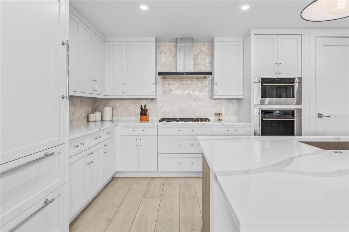 SARASOTA, Sarasota, 34242, United States, 2 Bedrooms Bedrooms, ,2 BathroomsBathrooms,Residential,For Sale,1996534