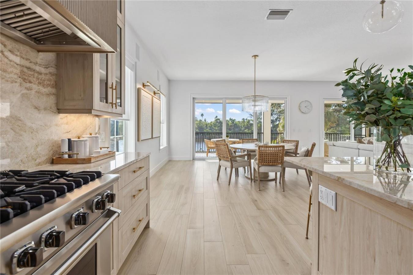 SARASOTA, Sarasota, 34242, United States, 5 Bedrooms Bedrooms, ,5 BathroomsBathrooms,Residential,For Sale,1996532