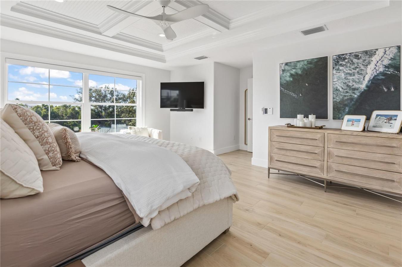 8008 MIDNIGHT PASS ROAD, SARASOTA, Sarasota, 34242, United States, 5 Bedrooms Bedrooms, ,5 BathroomsBathrooms,Residential,For Sale,8008 MIDNIGHT PASS ROAD,A4672889