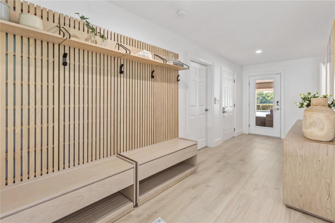 SARASOTA, Sarasota, 34242, United States, 5 Bedrooms Bedrooms, ,5 BathroomsBathrooms,Residential,For Sale,1996532