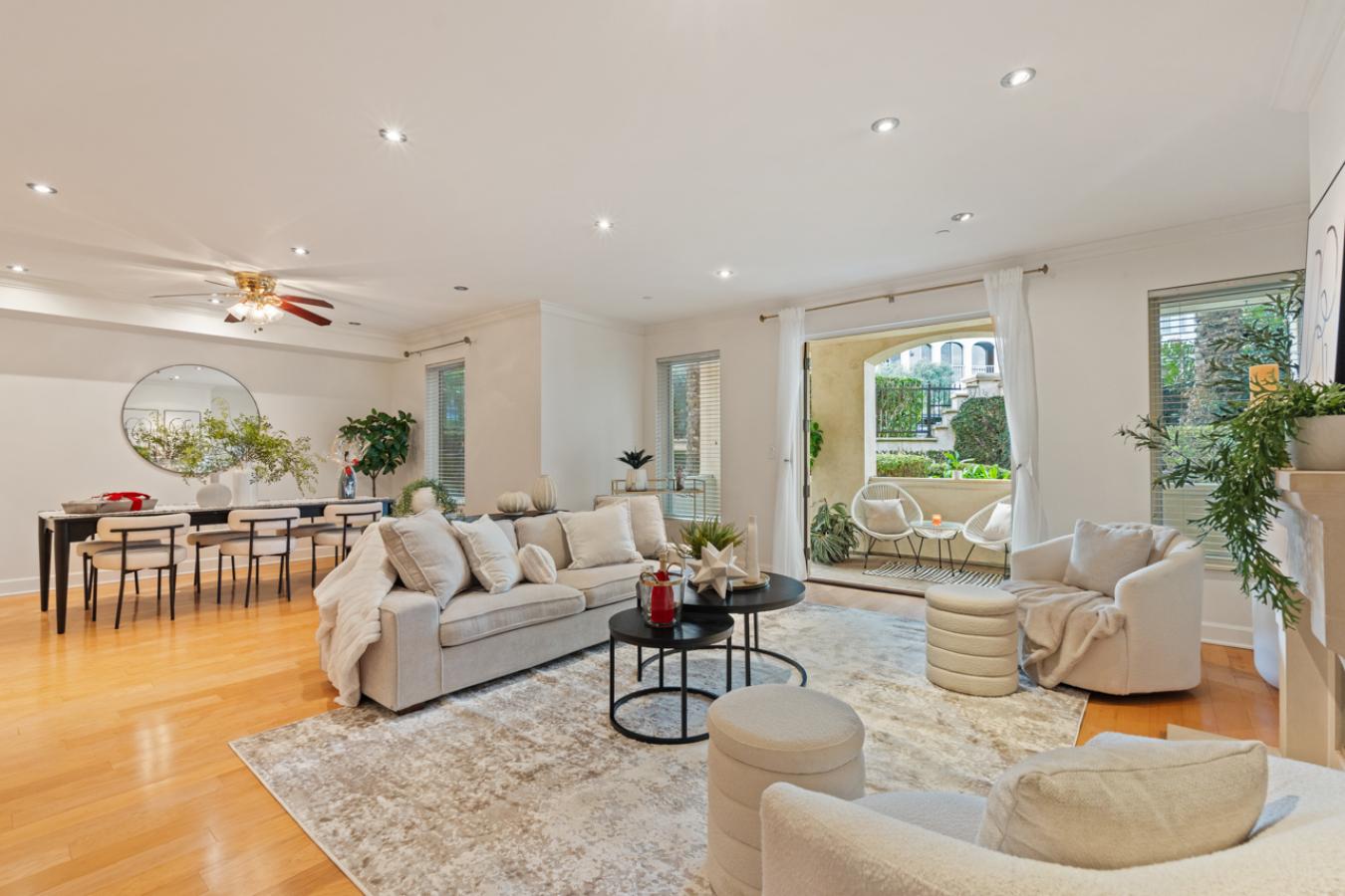 La Jolla, San Diego, 92037, United States, 3 Bedrooms Bedrooms, ,1 BathroomBathrooms,Residential,For Sale,1996530