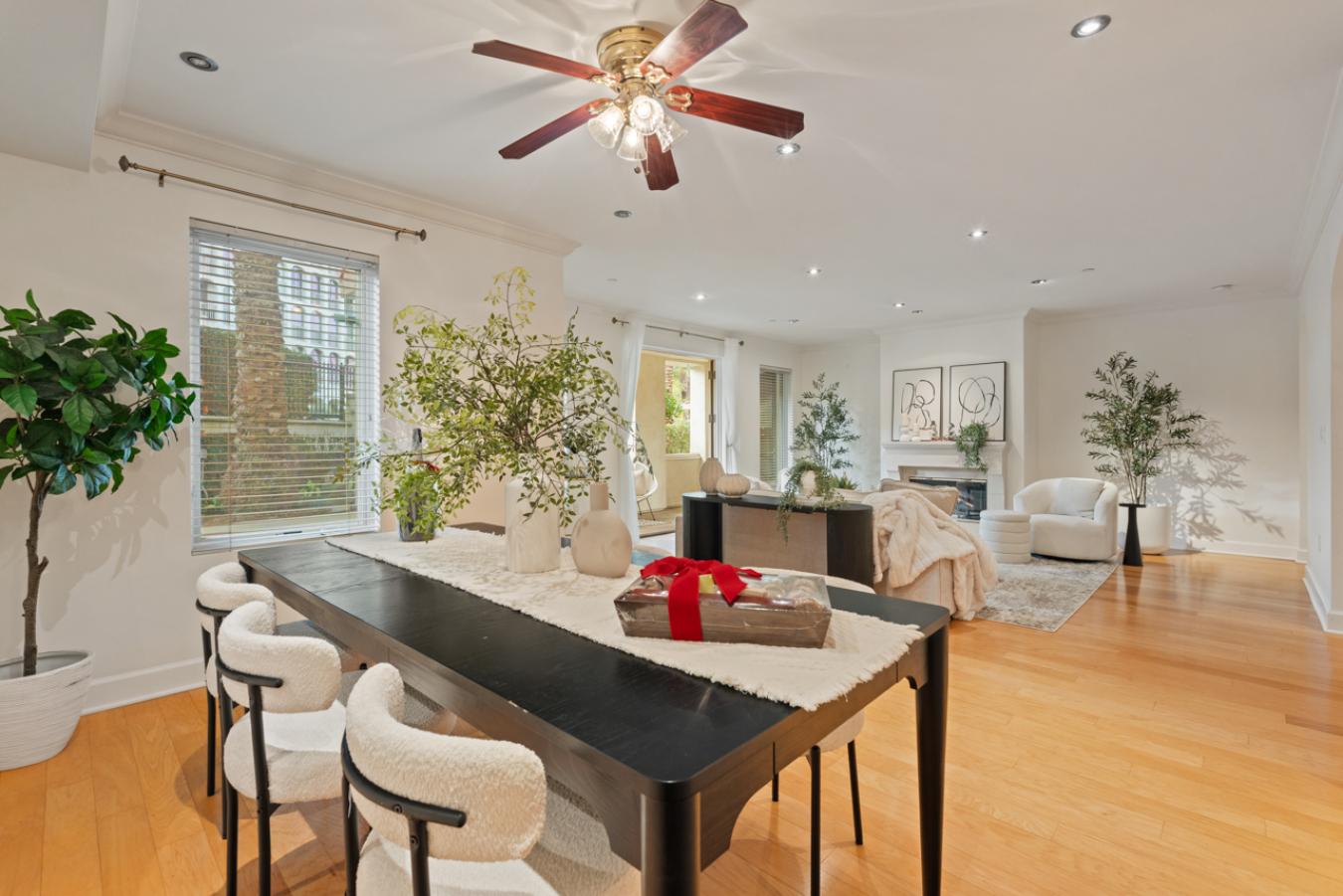 La Jolla, San Diego, 92037, United States, 3 Bedrooms Bedrooms, ,1 BathroomBathrooms,Residential,For Sale,1996530