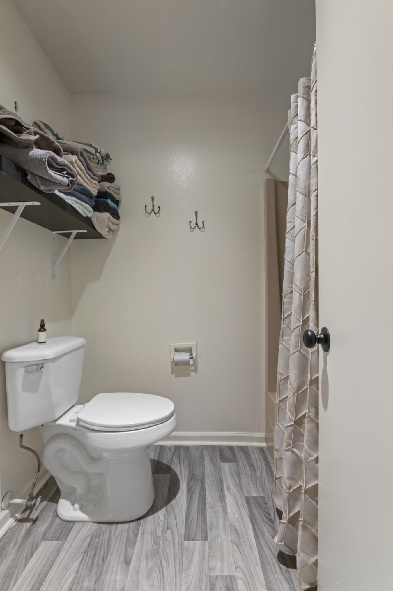 Merlin, Josephine, 97532, United States, 4 Bedrooms Bedrooms, ,3 BathroomsBathrooms,Residential,For Sale,1996531