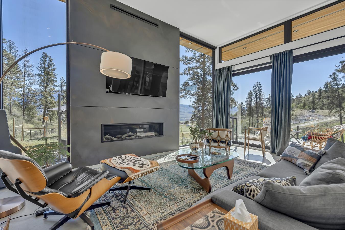 Oliver, BC, V0H 1T5, Canada, 3 Bedrooms Bedrooms, ,3 BathroomsBathrooms,Residential,For Sale,1996528