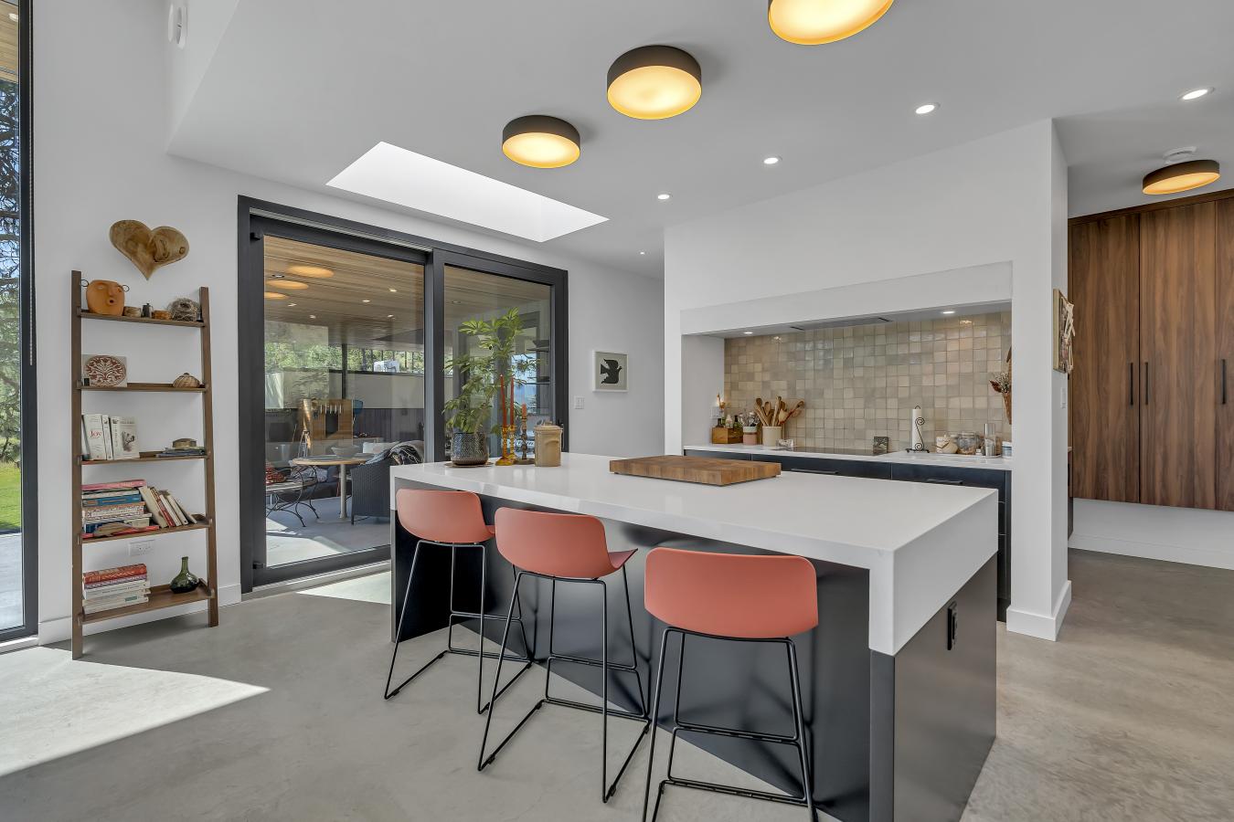 Oliver, BC, V0H 1T5, Canada, 3 Bedrooms Bedrooms, ,3 BathroomsBathrooms,Residential,For Sale,1996528