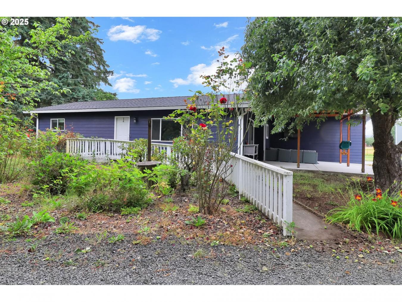 Cheshire, Lane, 97419, United States, 3 Bedrooms Bedrooms, ,2 BathroomsBathrooms,Residential,For Sale,2003875