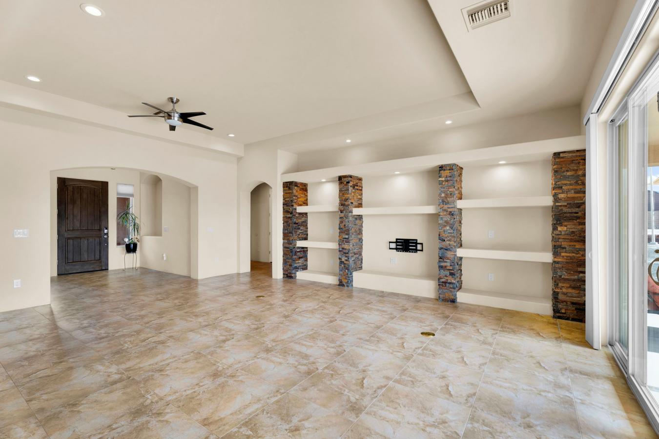 New River, Maricopa, 85087, United States, 4 Bedrooms Bedrooms, ,2 BathroomsBathrooms,Residential,For Sale,1996527