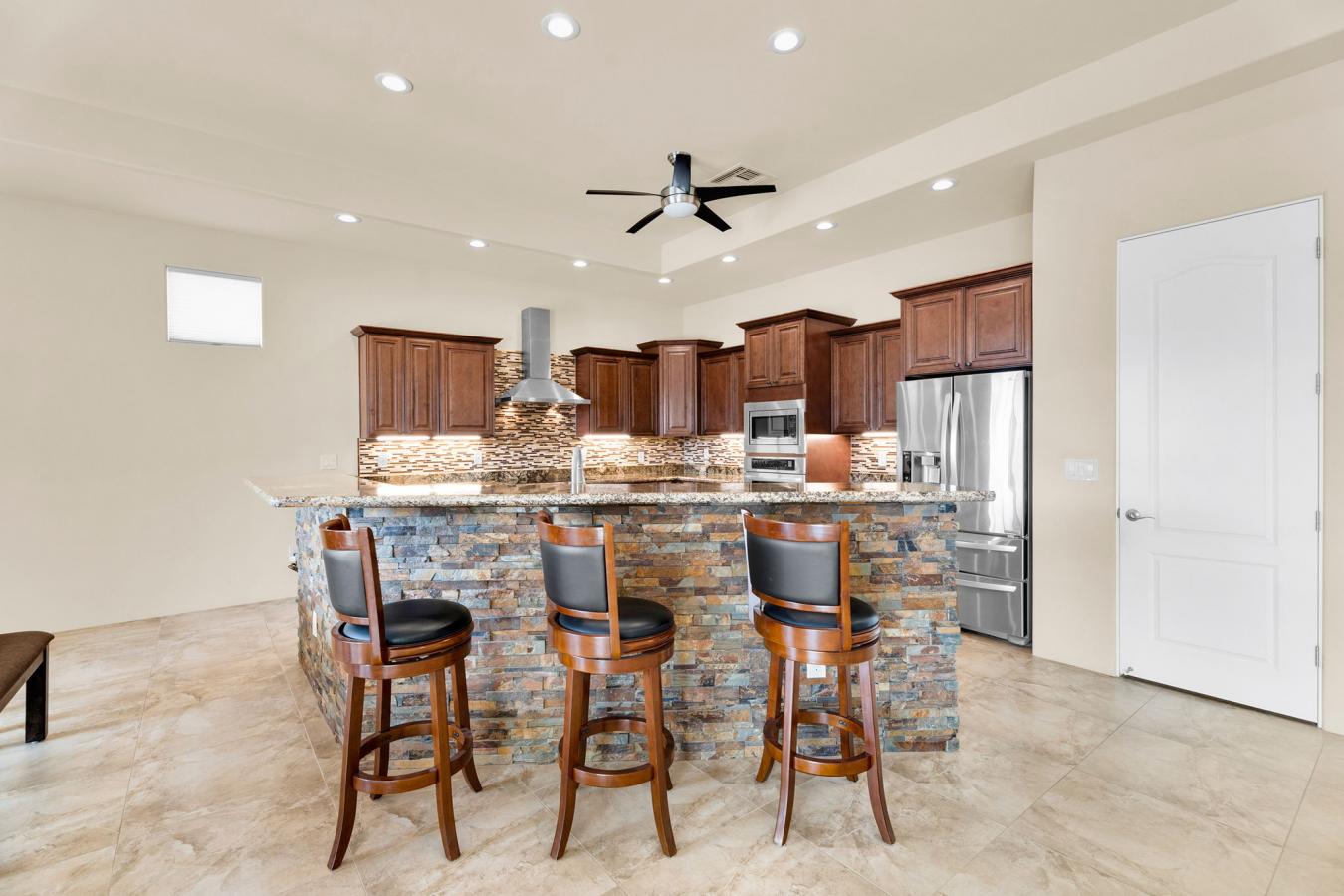 New River, Maricopa, 85087, United States, 4 Bedrooms Bedrooms, ,2 BathroomsBathrooms,Residential,For Sale,1996527