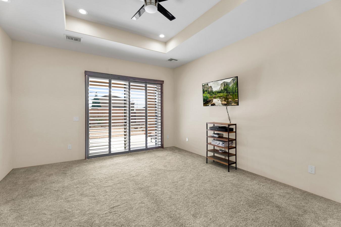 New River, Maricopa, 85087, United States, 4 Bedrooms Bedrooms, ,2 BathroomsBathrooms,Residential,For Sale,1996527