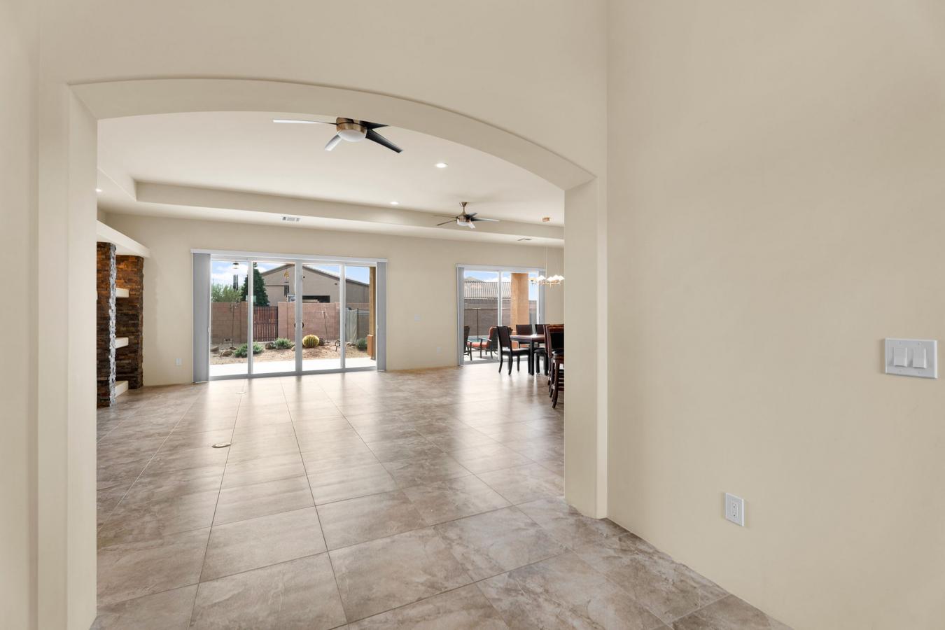 New River, Maricopa, 85087, United States, 4 Bedrooms Bedrooms, ,2 BathroomsBathrooms,Residential,For Sale,1996527