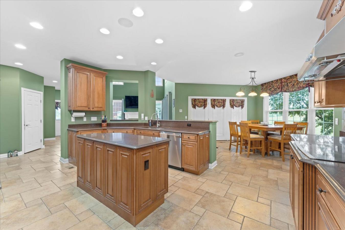 Liberty Twp, Butler, 45044, United States, ,Residential,For Sale,1997856