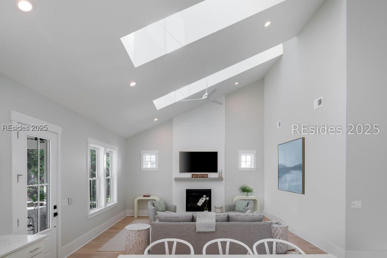 Bluffton, Beaufort, 29910, United States, 2 Bedrooms Bedrooms, ,2 BathroomsBathrooms,Residential,For Sale,1997855