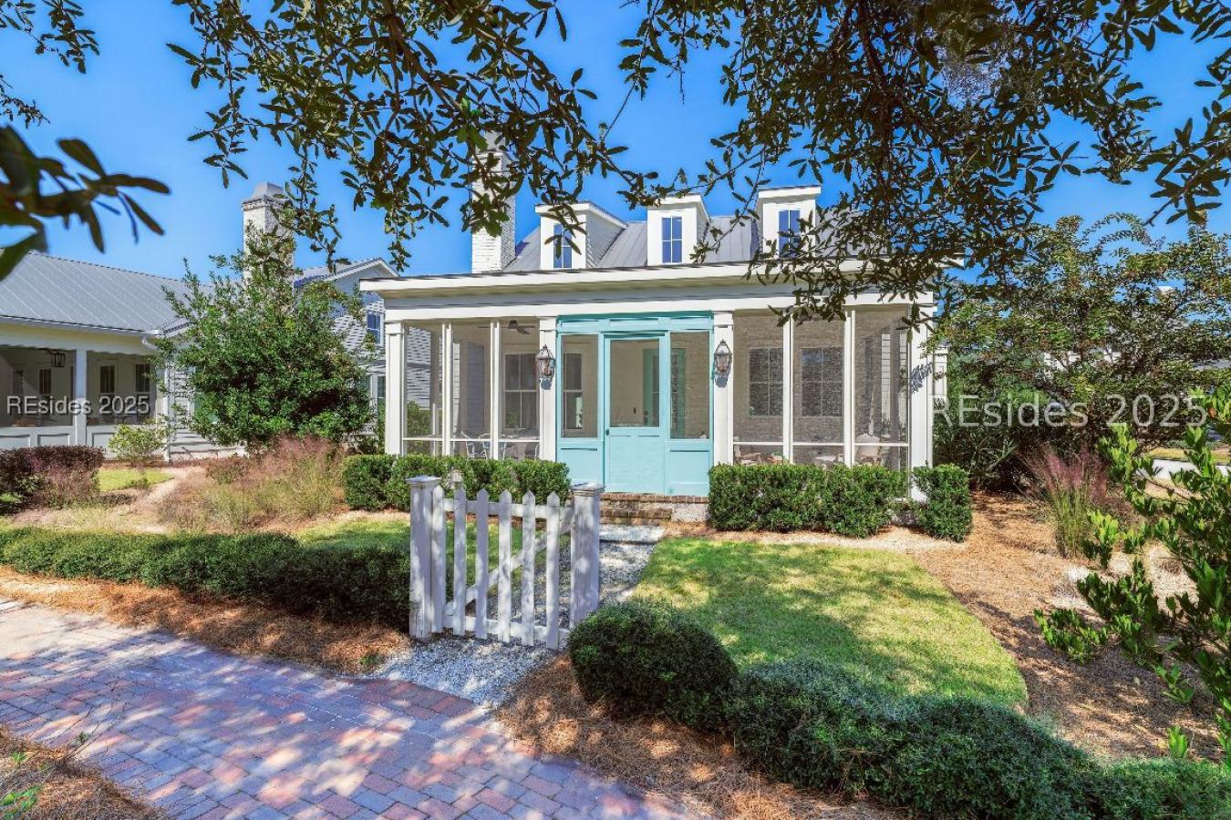 Bluffton, Beaufort, 29910, United States, 2 Bedrooms Bedrooms, ,2 BathroomsBathrooms,Residential,For Sale,1997855